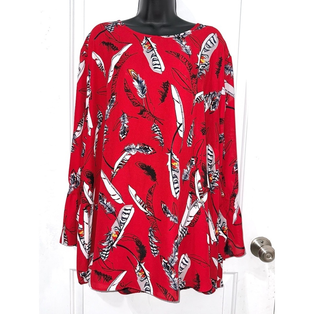 Simply Emma red feather print tunic Blouse
